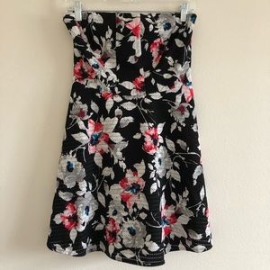 Express black floral strapless minidress